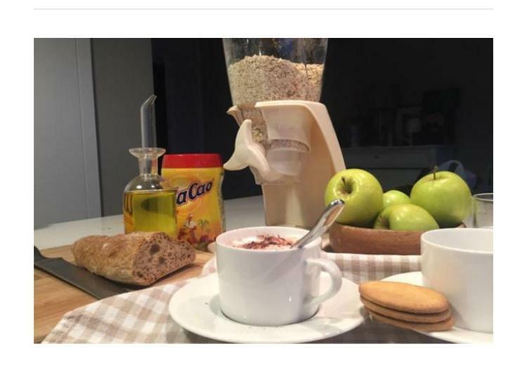 Apartamento Turistico En Pleno Centro De Ferrol Apartment Luaran gambar