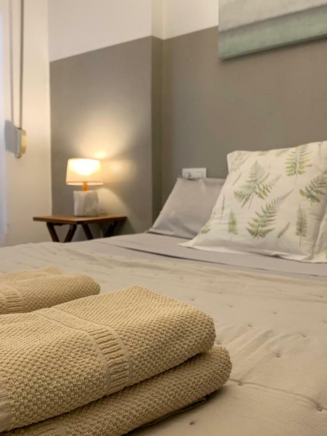 Apartamento Turistico En Pleno Centro De Ferrol Apartment Luaran gambar